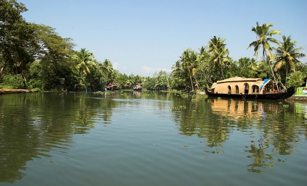 Kerala Tourism's trade partners participated in BITE 2015 and also held meetings with their Chinese counterparts aimed at establishing a firm collaborative partnership with each other. (Photo: PTI) Kerala Tourism's trade partners participated in BITE 2015 and also held meetings with their Chinese counterparts aimed at establishing a firm collaborative partnership with each other. (Photo: PTI)